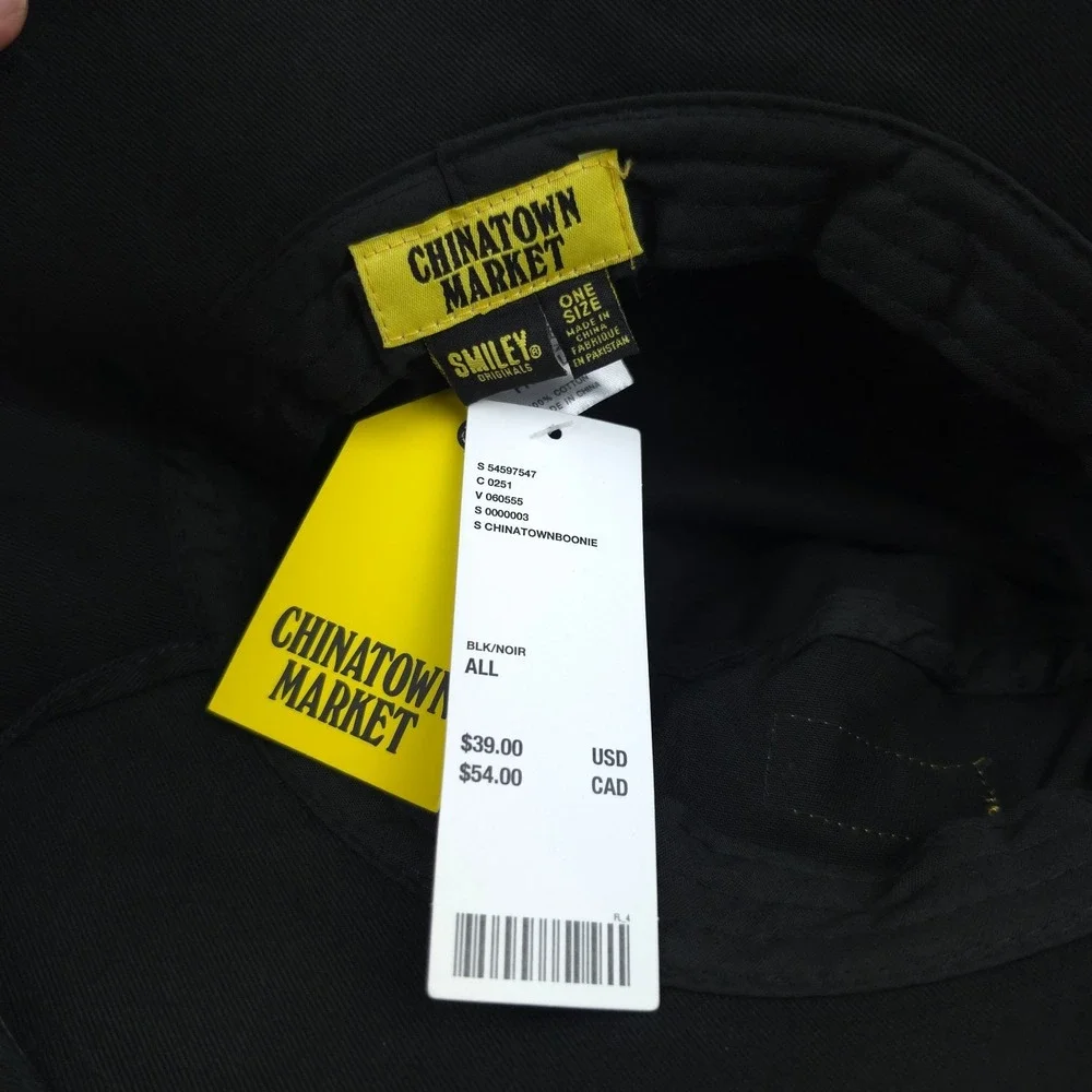 Smiley Bucket Hat Cap Medium Large Chinatown Market Woven Label Black NWT